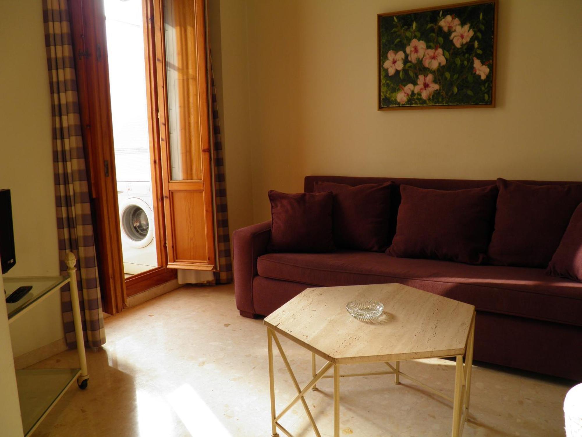 Apartaments St. Jordi Comtal Барселона Екстер'єр фото