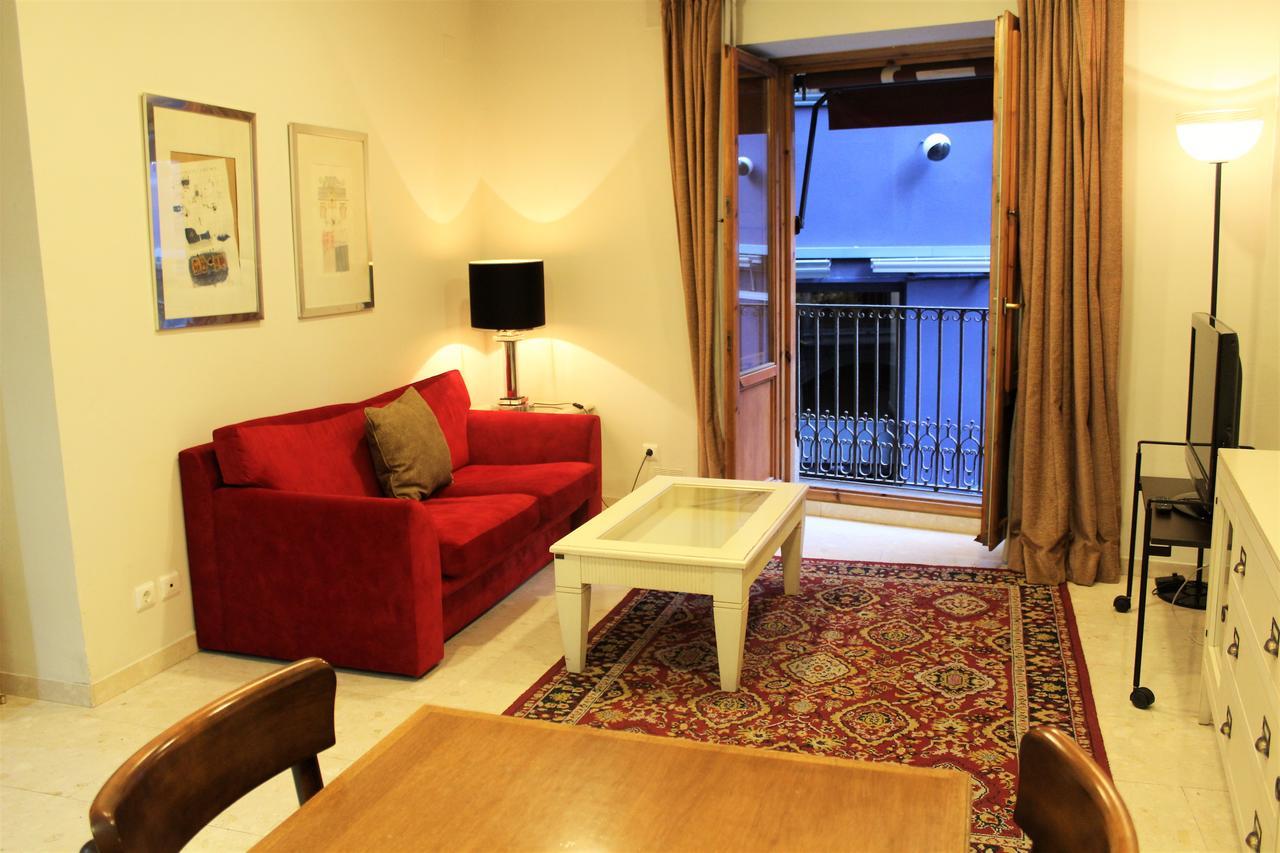 Apartaments St. Jordi Comtal Барселона Екстер'єр фото