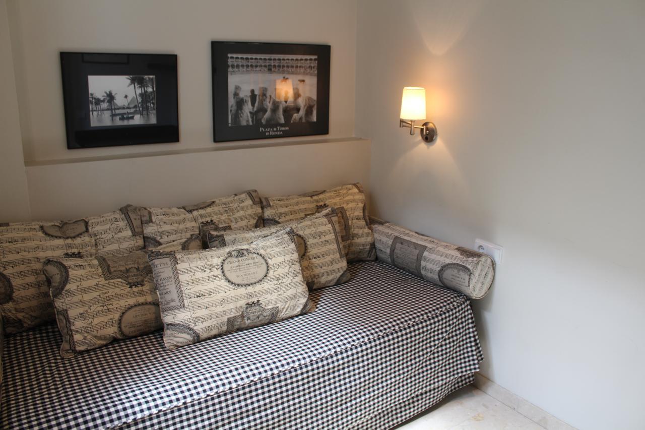 Apartaments St. Jordi Comtal Барселона Екстер'єр фото