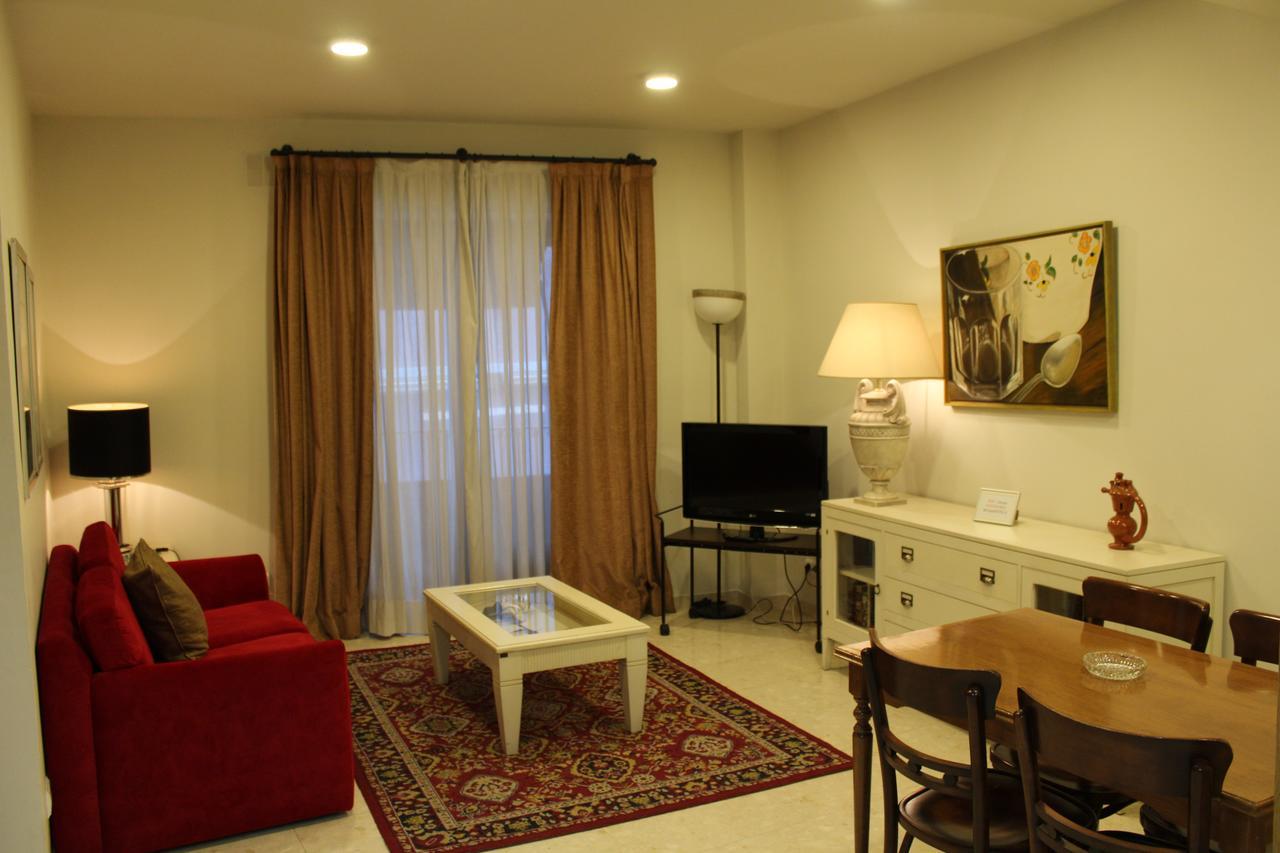 Apartaments St. Jordi Comtal Барселона Екстер'єр фото