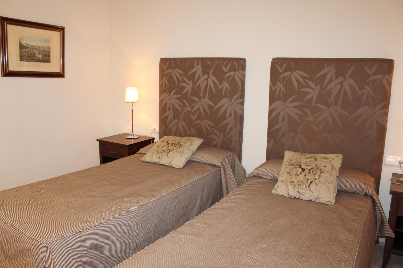 Apartaments St. Jordi Comtal Барселона Екстер'єр фото