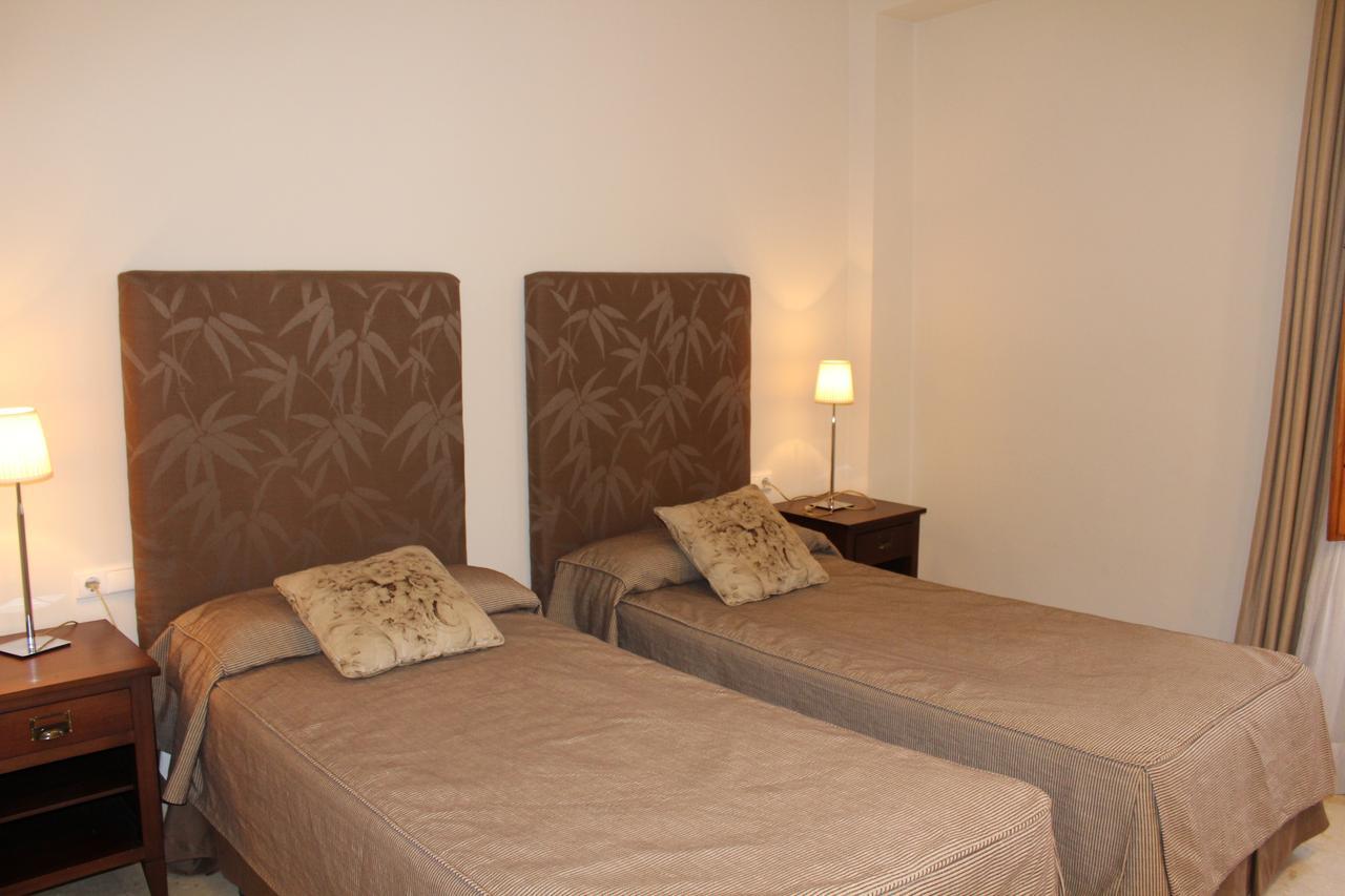 Apartaments St. Jordi Comtal Барселона Екстер'єр фото