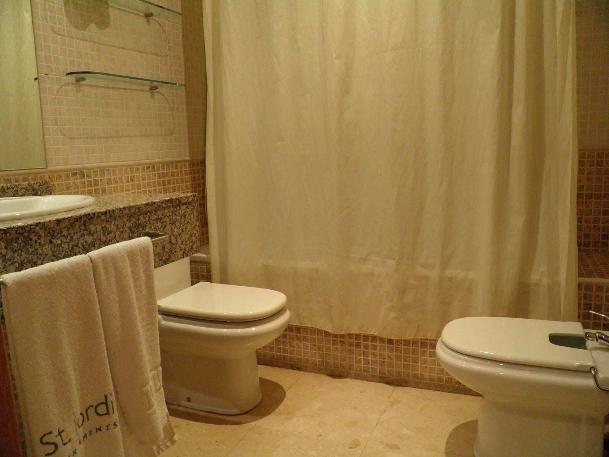 Apartaments St. Jordi Comtal Барселона Екстер'єр фото
