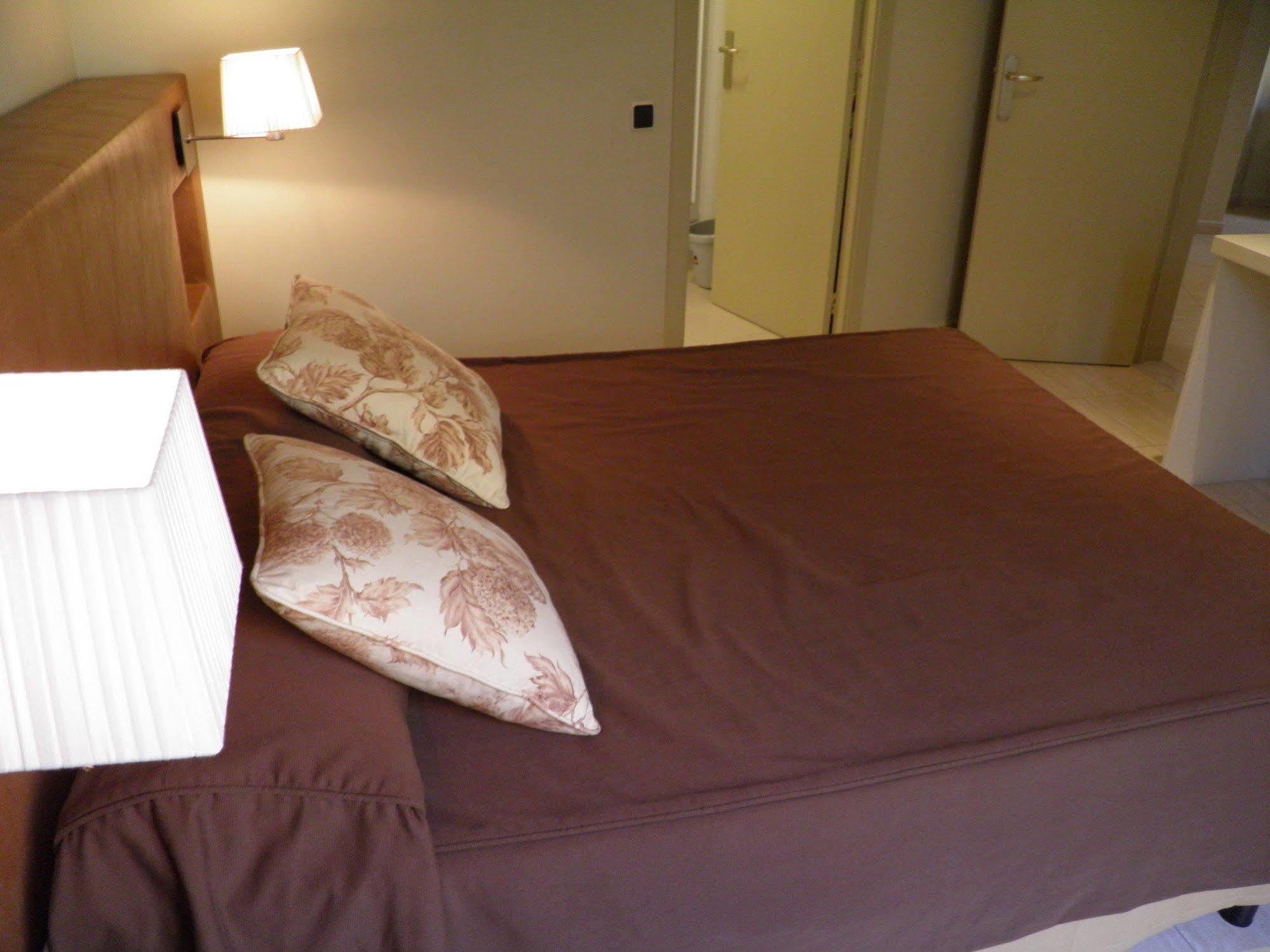 Apartaments St. Jordi Comtal Барселона Екстер'єр фото